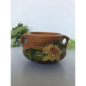 Vintage Roseville Waterlily Handled Jardiene # 663-4
