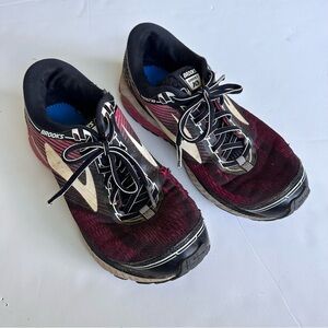 Brooks Ghosts Sneakers