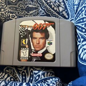 Nintendo Gray GoldenEye 007 N64 Game